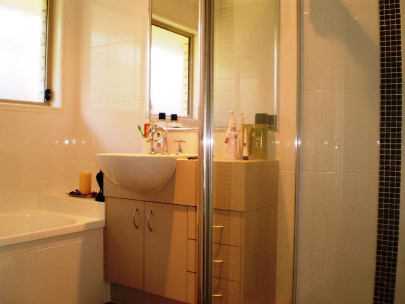 10 Dianella Street, Springfield Lakes QLD 4300