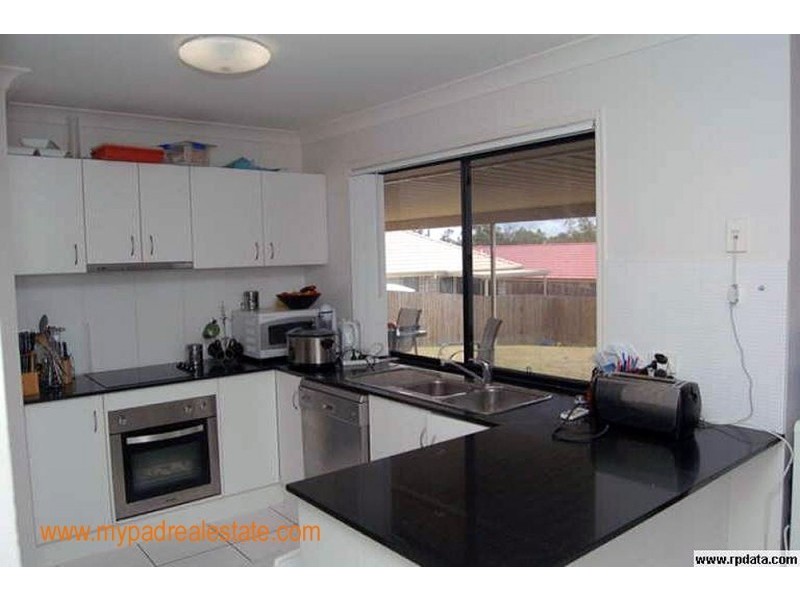 4 Marigold Avenue, Regents Park QLD 4118