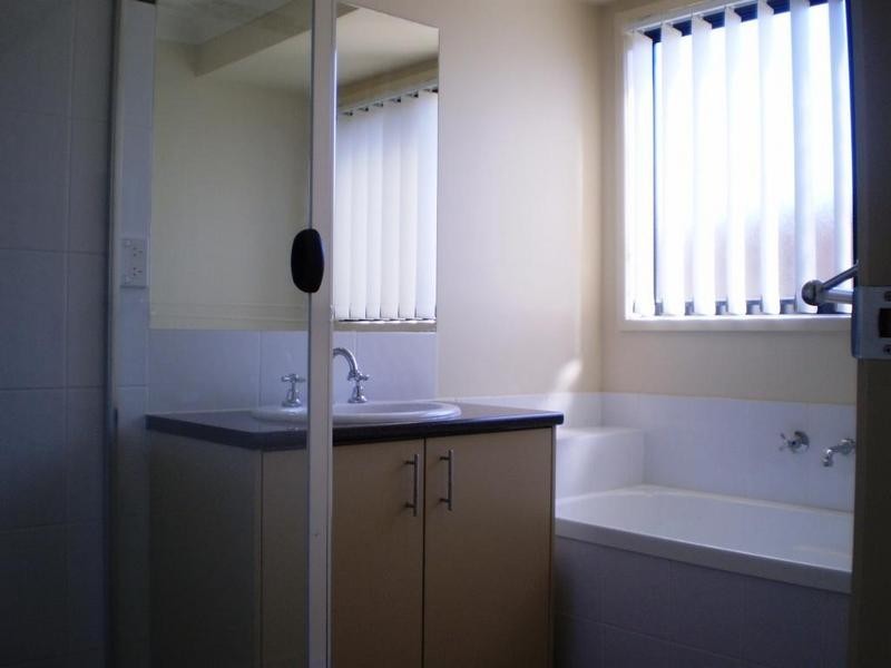 10 Barcombe Drive, Marsden QLD 4132