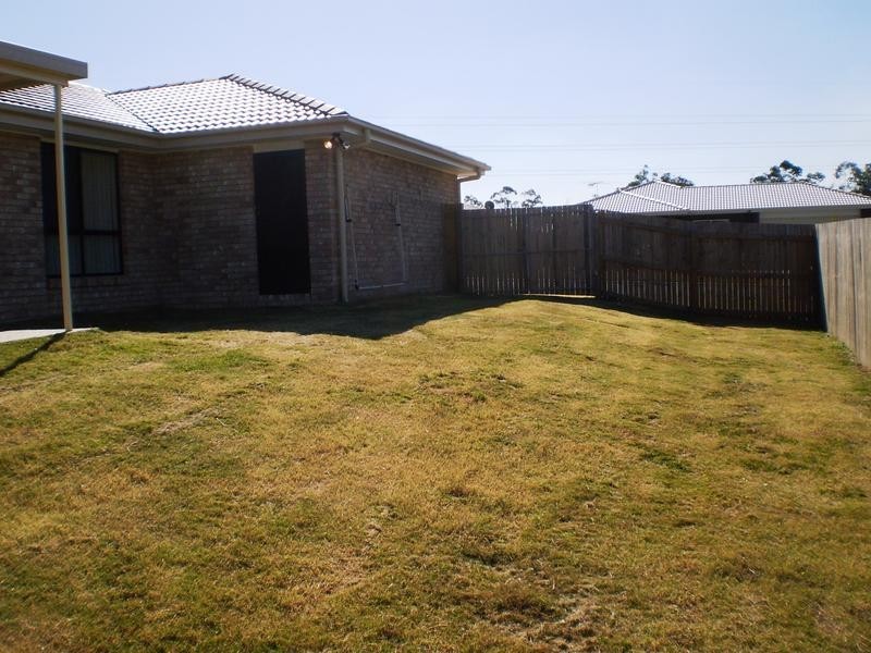 10 Barcombe Drive, Marsden QLD 4132