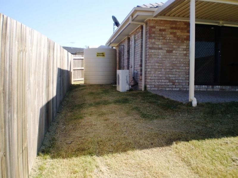 10 Barcombe Drive, Marsden QLD 4132