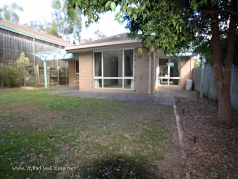 4 Grevillea Place, Forest Lake QLD 4078