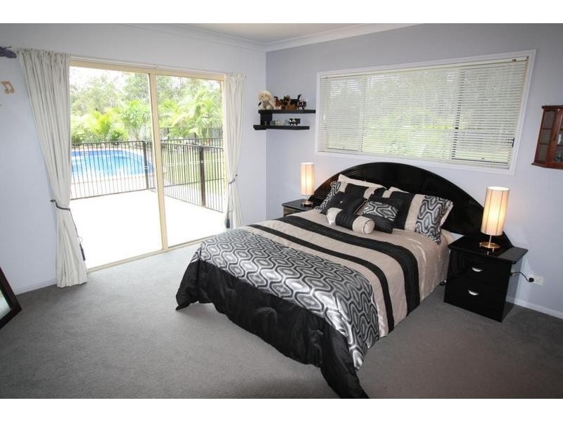 4 Wren Court, Greenbank QLD 4124