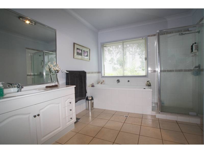 4 Wren Court, Greenbank QLD 4124