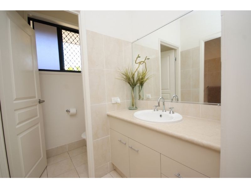 20-26 Bowerbird Close Spring Mountain, Greenbank QLD 4124