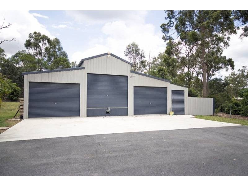 20-26 Bowerbird Close Spring Mountain, Greenbank QLD 4124