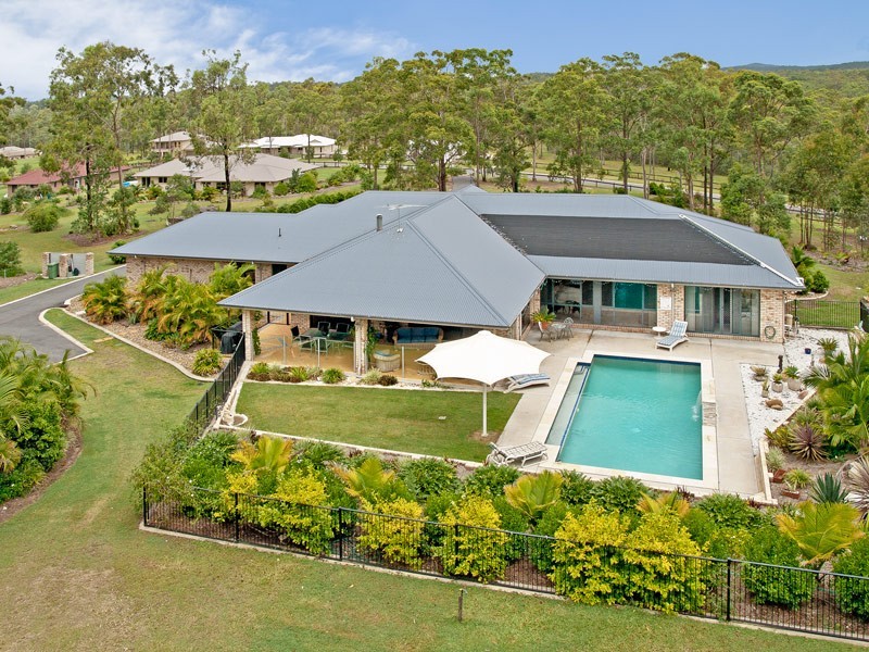 20-26 Bowerbird Close Spring Mountain, Greenbank QLD 4124