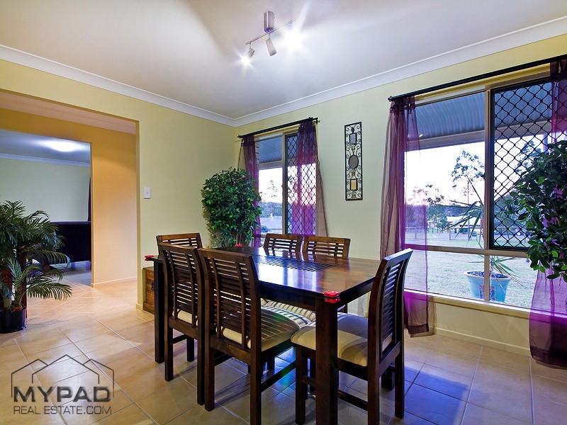 38 Dianella Court, New Beith QLD 4124