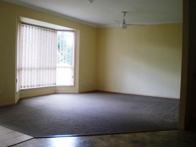 1 Elmwood Ct, Boronia Heights QLD 4124