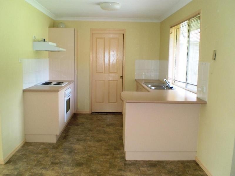 1 Elmwood Ct, Boronia Heights QLD 4124