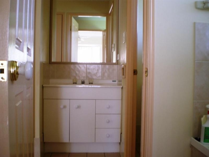 1 Elmwood Ct, Boronia Heights QLD 4124