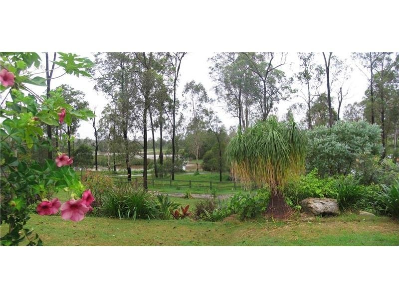 21 Sunbird Court, Greenbank QLD 4124