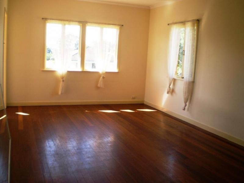 17 Mascar St, Upper Mount Gravatt QLD 4122