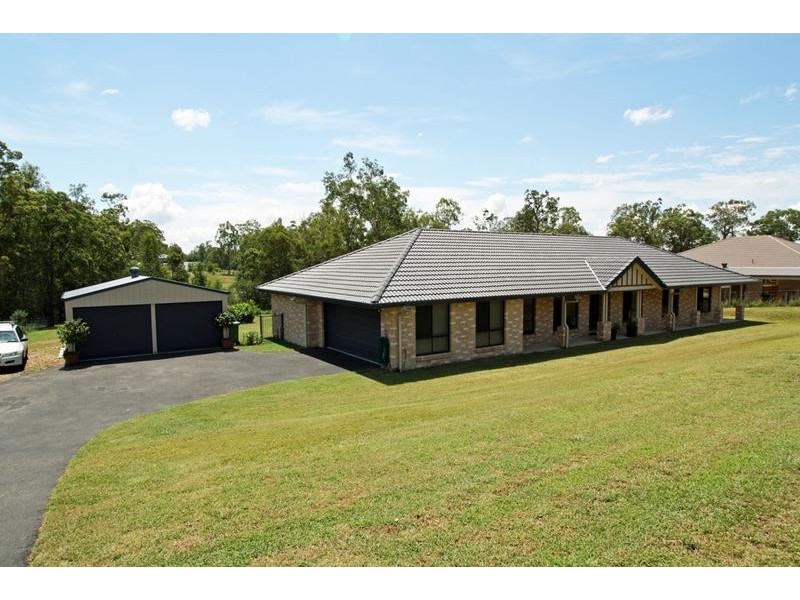 27-29 Avocet Court, Spring Mountain, Greenbank QLD 4124