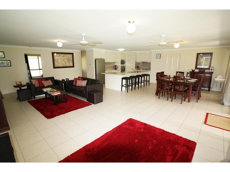 27-29 Avocet Court, Spring Mountain, Greenbank QLD 4124