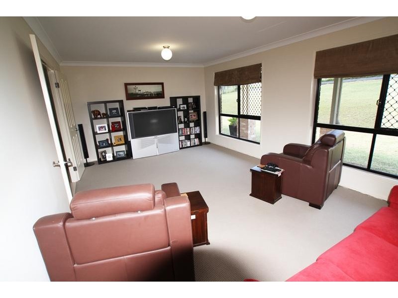 27-29 Avocet Court, Spring Mountain, Greenbank QLD 4124