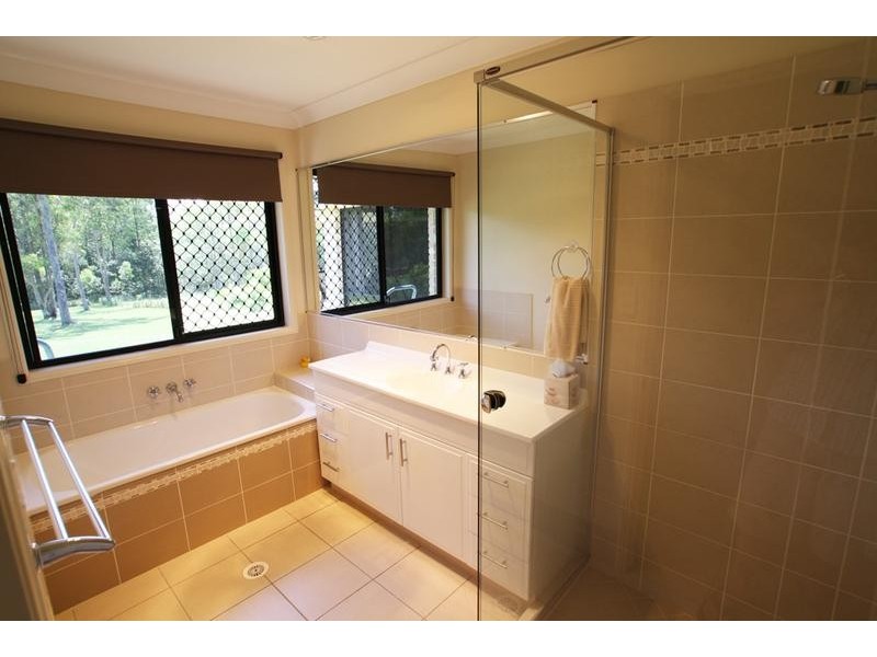 27-29 Avocet Court, Spring Mountain, Greenbank QLD 4124