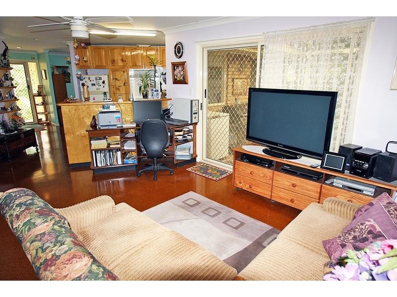 25 Noosa Court, Hillcrest QLD 4118