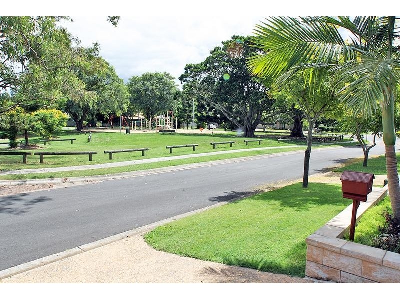 25 Noosa Court, Hillcrest QLD 4118