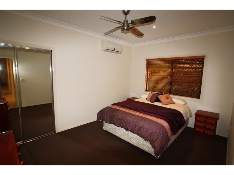 2 Dunnart Rd Spring Mountain, Greenbank QLD 4124