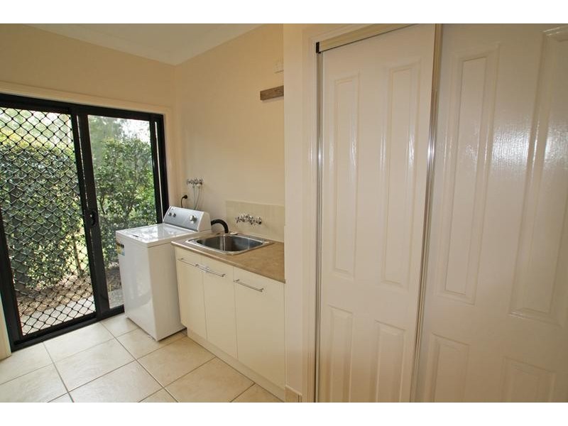 2 Dunnart Rd Spring Mountain, Greenbank QLD 4124