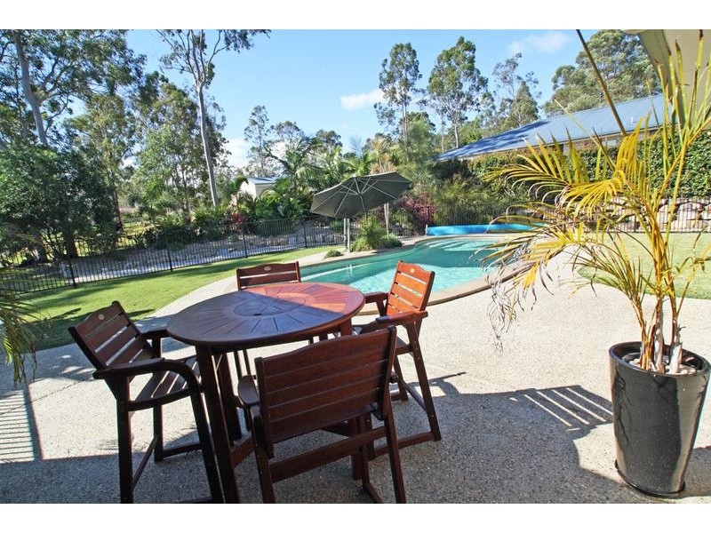 2 Dunnart Rd Spring Mountain, Greenbank QLD 4124