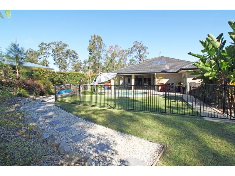 2 Dunnart Rd Spring Mountain, Greenbank QLD 4124