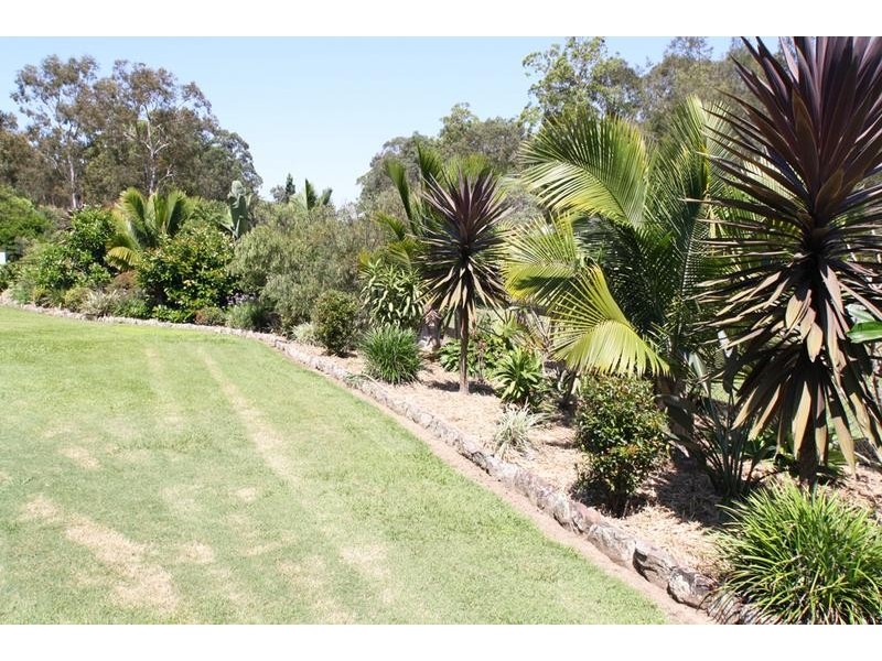2 Dunnart Rd Spring Mountain, Greenbank QLD 4124