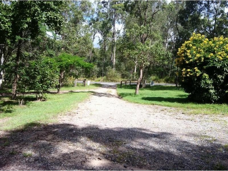 283 Thompson Rd, Greenbank QLD 4124