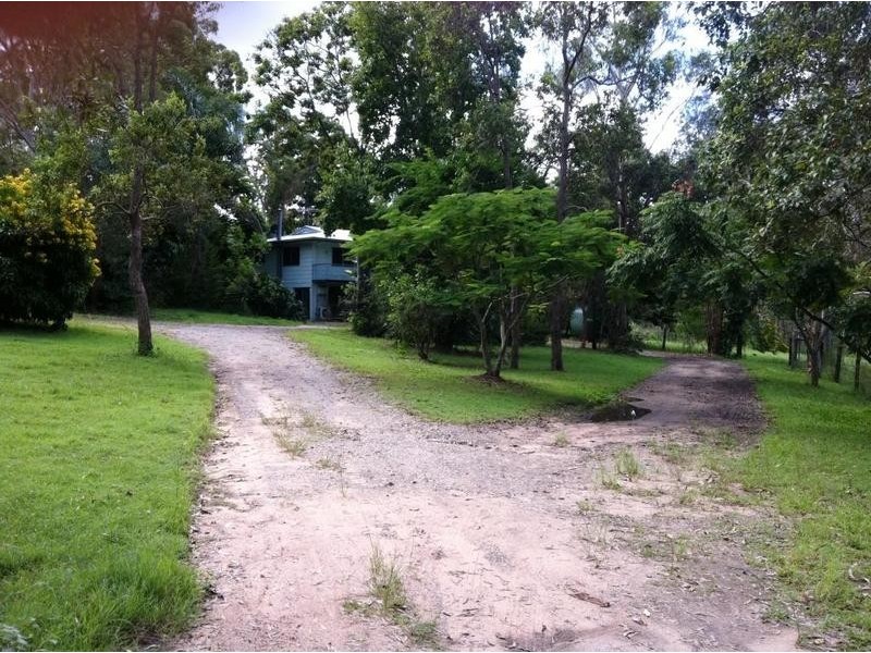 283 Thompson Rd, Greenbank QLD 4124