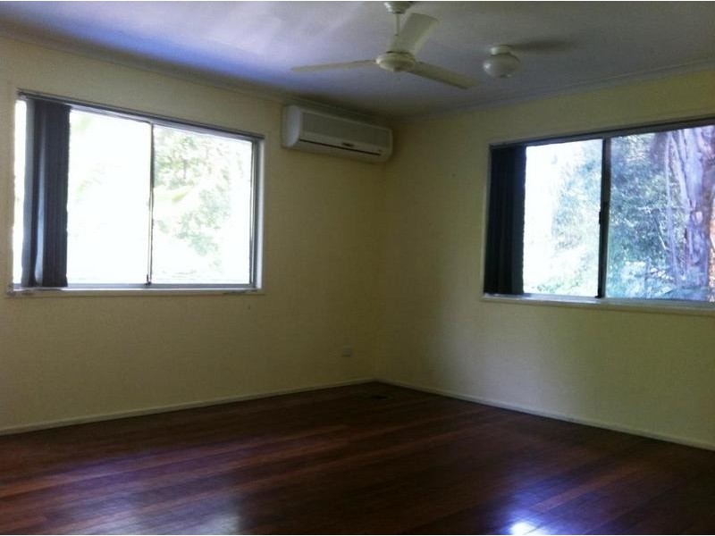283 Thompson Rd, Greenbank QLD 4124