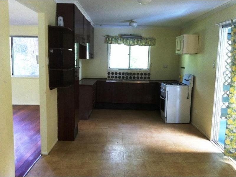 283 Thompson Rd, Greenbank QLD 4124