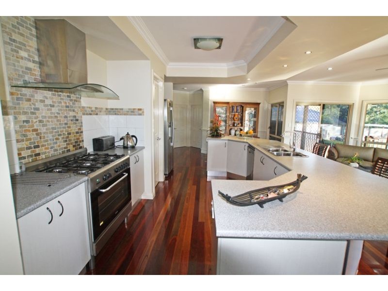 15 Avocet Court, Greenbank QLD 4124