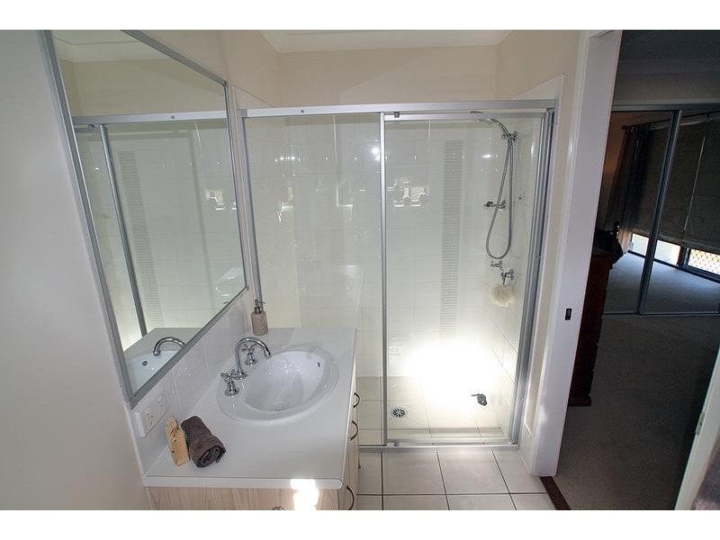 11 Pebbles Court, Berrinba QLD 4117