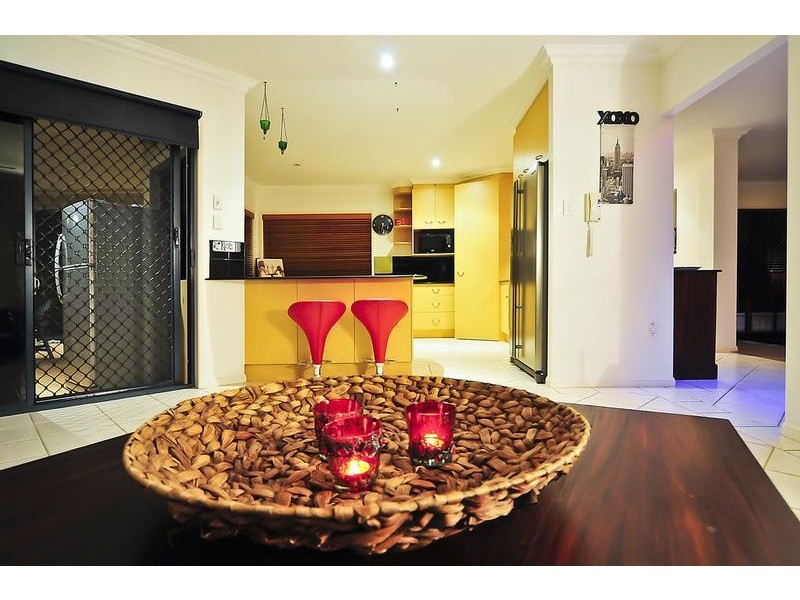 53 Juniper Circuit, Stretton QLD 4116