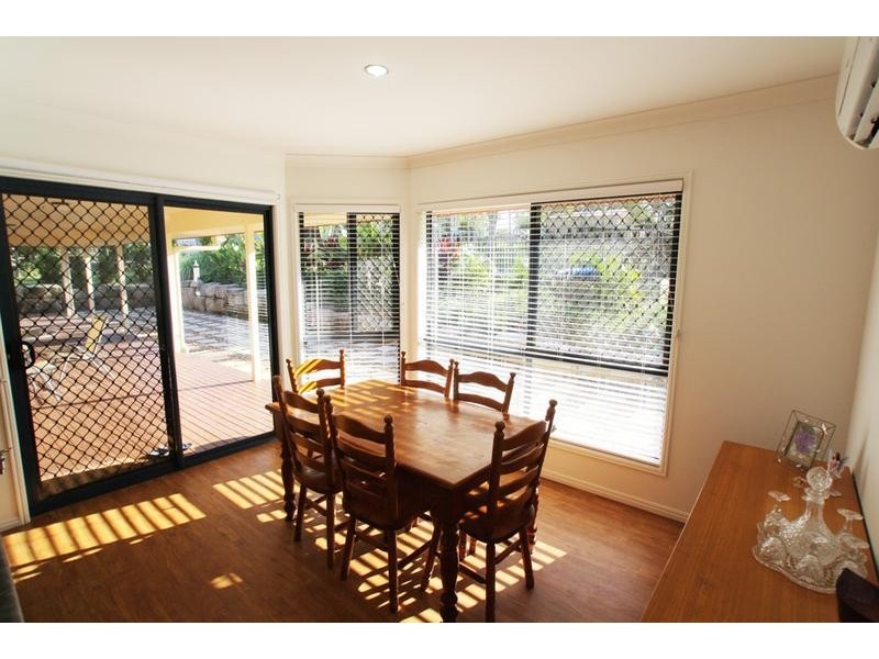 260 Equestrian Dr, New Beith QLD 4124