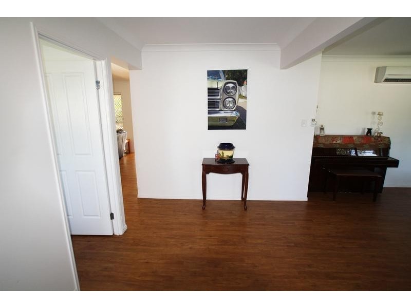 260 Equestrian Dr, New Beith QLD 4124