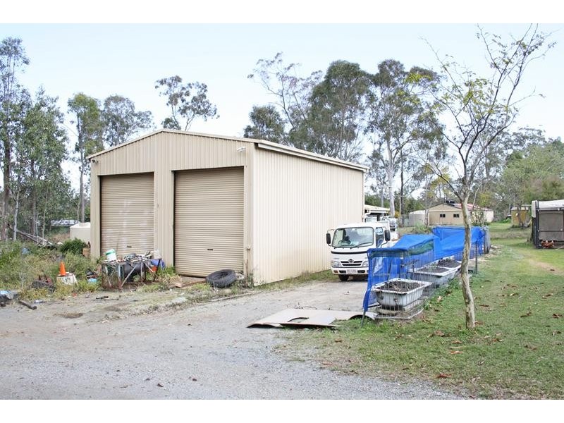 40-42 Deborah Court, Munruben QLD 4125