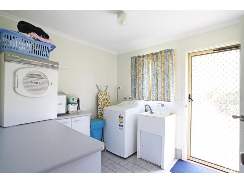 40-42 Deborah Court, Munruben QLD 4125