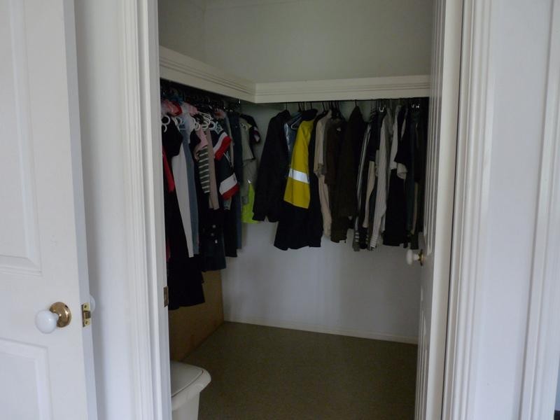 77 James Josey Avenue, Springfield Lakes QLD 4300