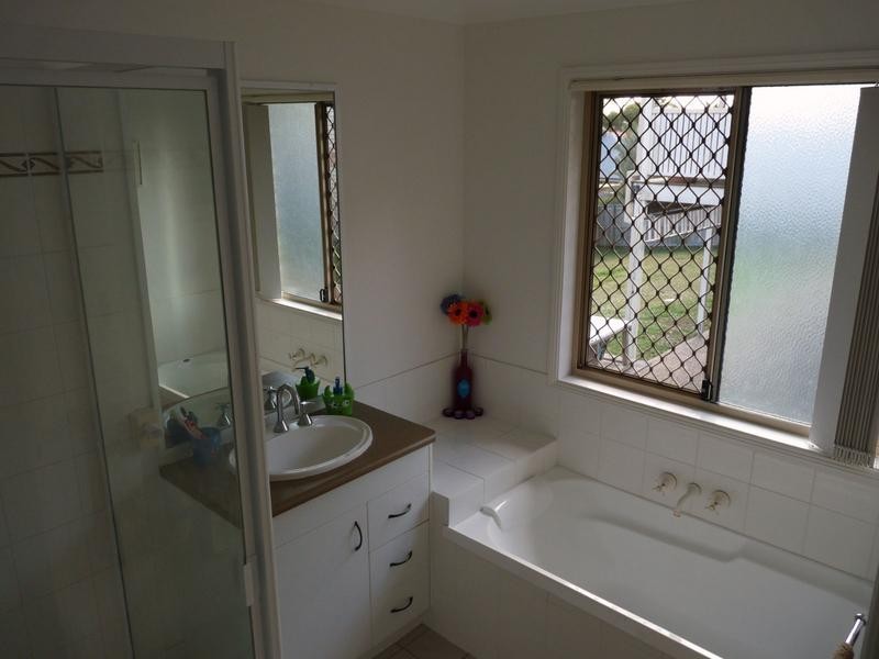 77 James Josey Avenue, Springfield Lakes QLD 4300