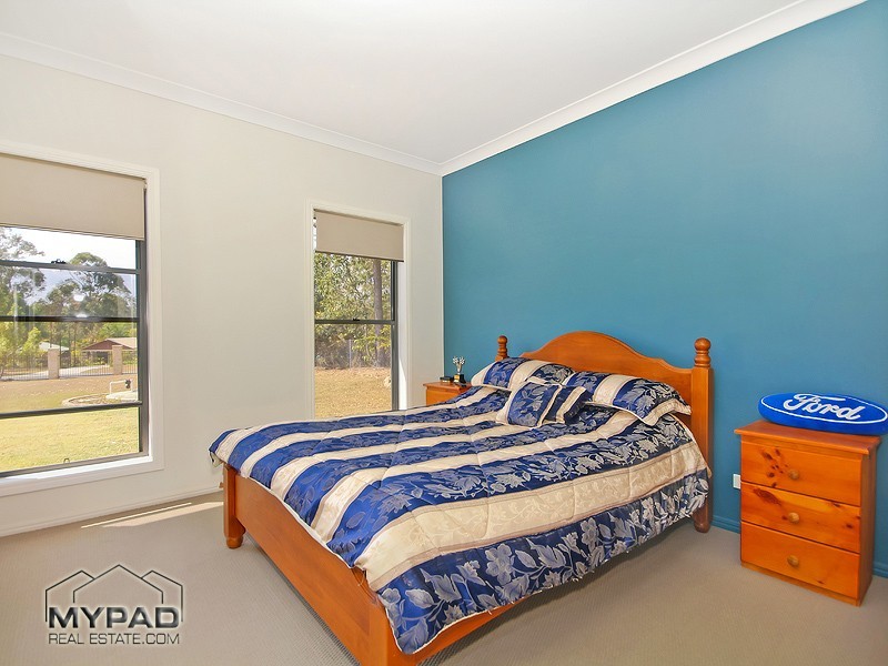 16-18 Blue Heeler Drive, New Beith QLD 4124