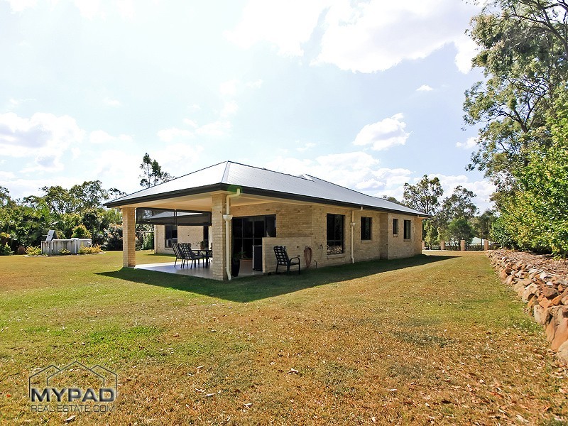 16-18 Blue Heeler Drive, New Beith QLD 4124