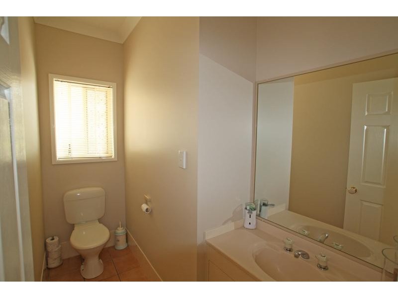 8 – 10 Waler Court, New Beith QLD 4124