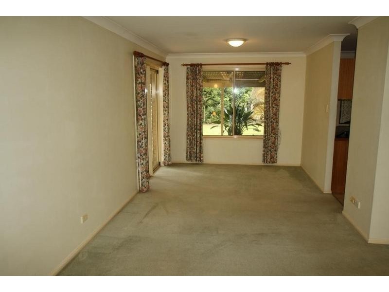 33-37 Bellenden Close, Munruben QLD 4125