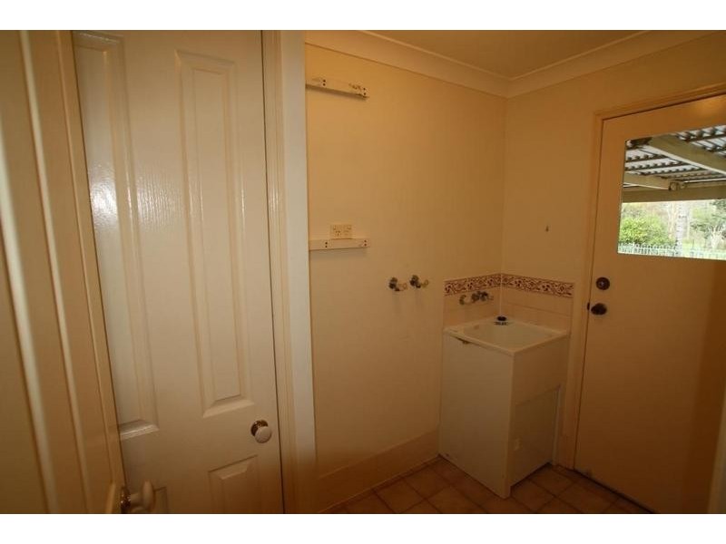 33-37 Bellenden Close, Munruben QLD 4125
