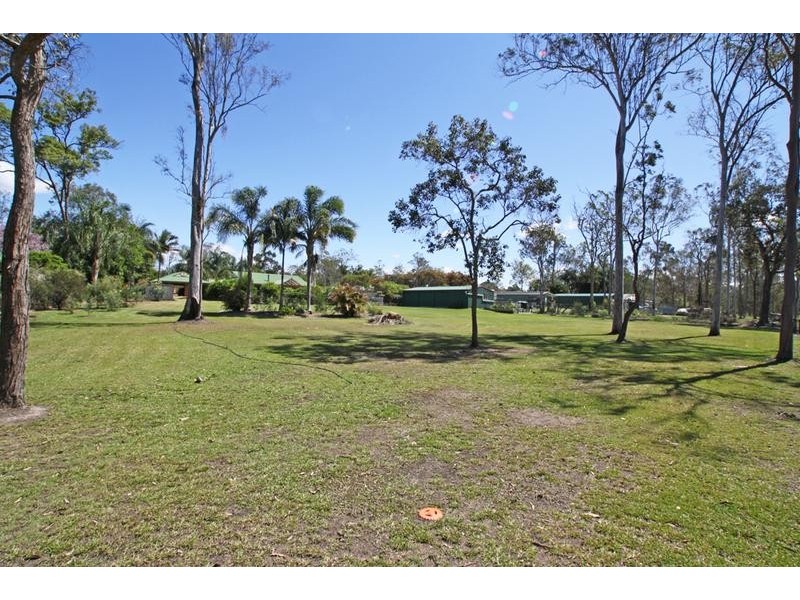32 Coalstoun Court, Munruben QLD 4125