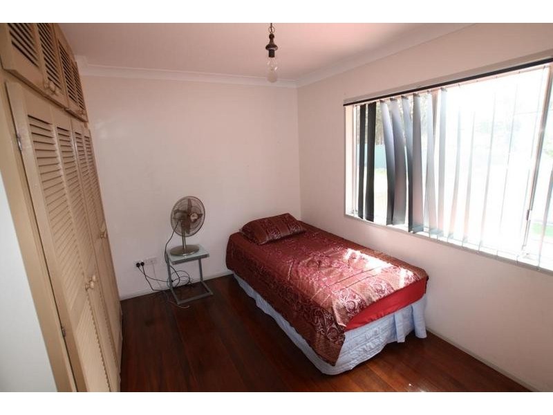 24 Veryan Street, Kingston QLD 4114