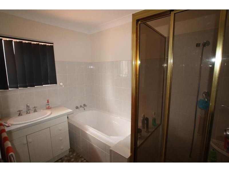 24 Veryan Street, Kingston QLD 4114