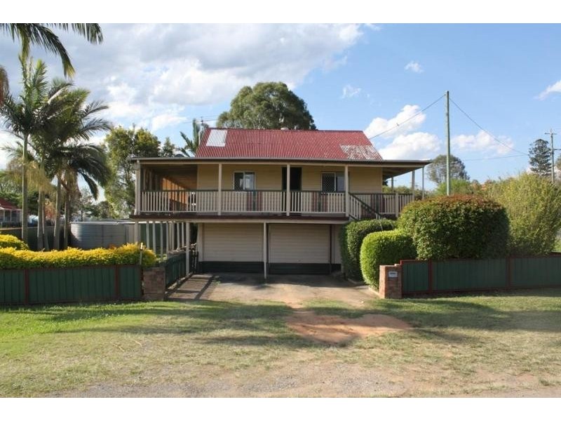 2 Hiscock Road, Woodhill QLD 4285